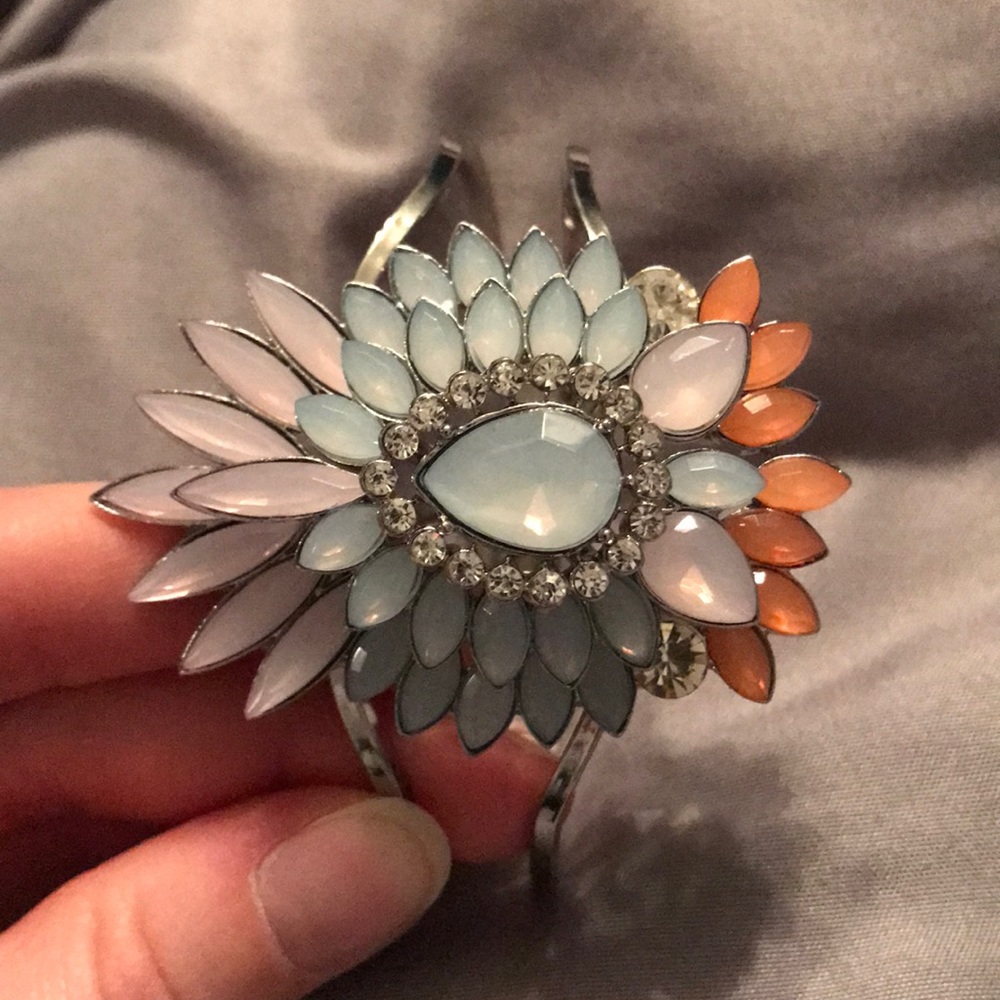 Jewel Bangle - Picture 4 of 4
